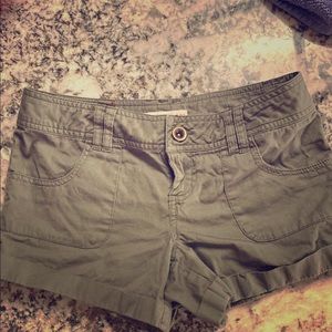 Dollhouse olive green shorts